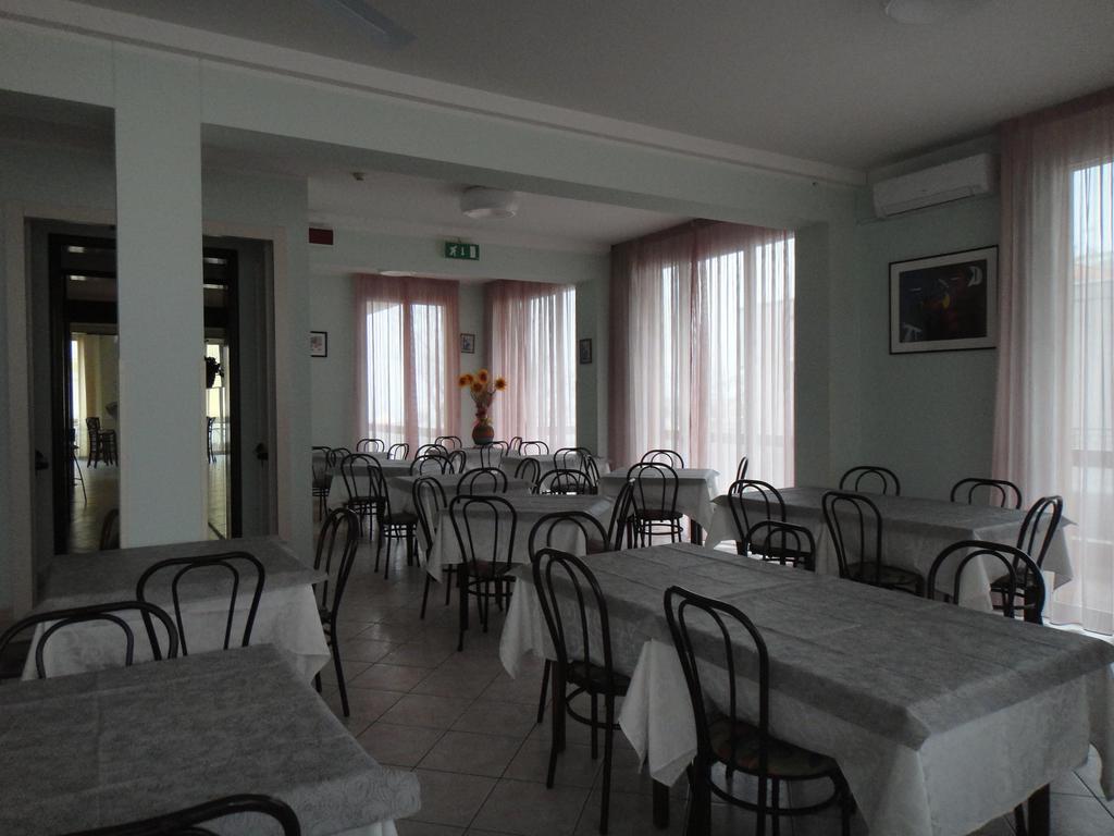 Hotel Acapulco Визербелла Экстерьер фото
