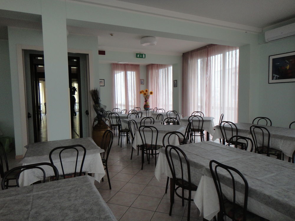 Hotel Acapulco Визербелла Экстерьер фото